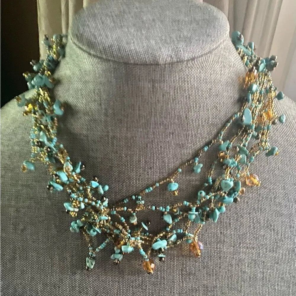 Luzy Beaded Necklace